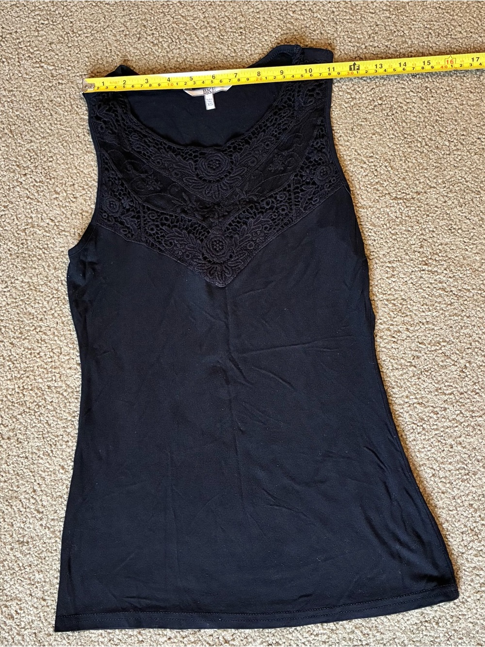 BKE Black Lace Yoke Tank - Picture 5 of 7